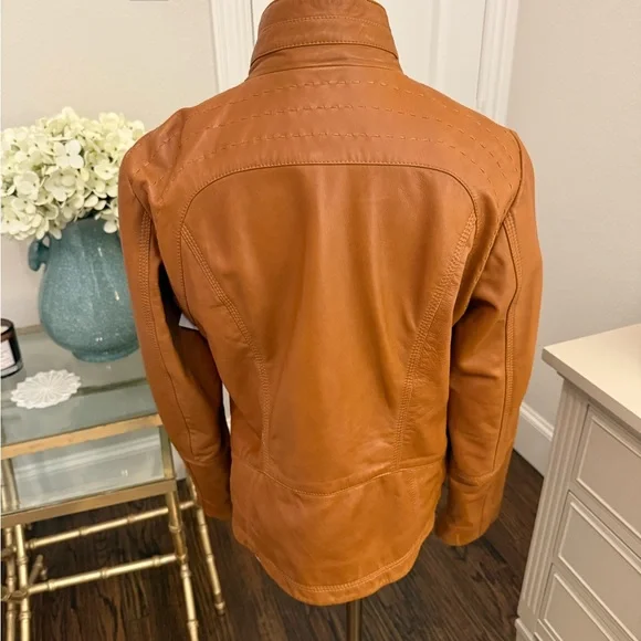 Quince Camel Leather Jacket - Picture 7 of 9